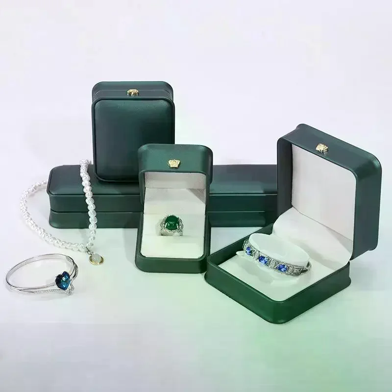 ジュエリーリングボックス PUレザー ジュエリーオーガナイザー 指輪 イヤリング ネックレス ペンダント ギフトディスプレイボックス プロポーズ 婚約 結婚式