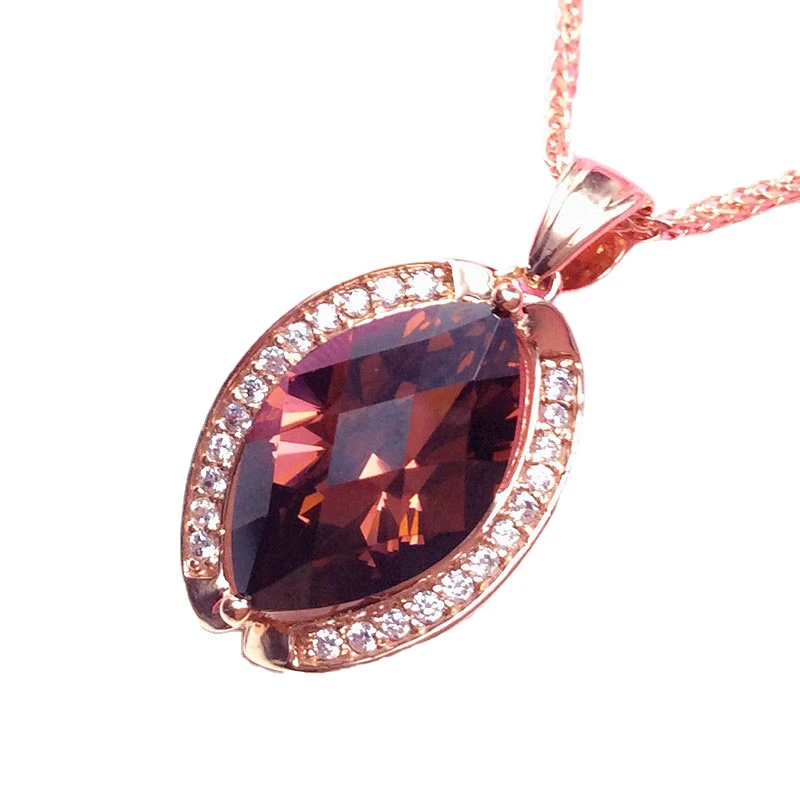 Creative 585 Purple Gold Plated 14K Rose Gold Inlaid Crystal Ruby Pendant New Light Luxury Necklace Dinner Jewelry Gift