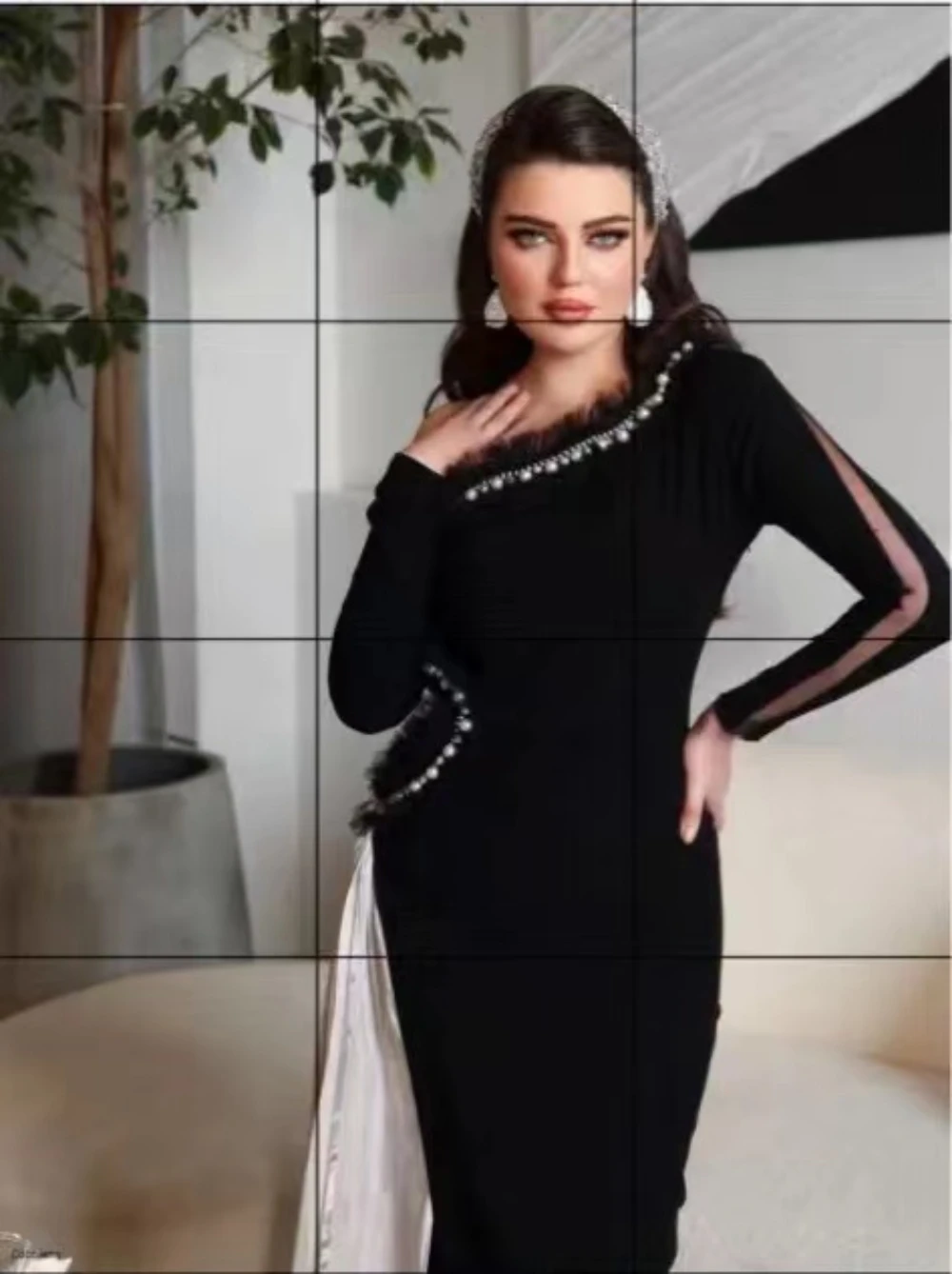 Fashionvane Black and White Saudi Arabia Women Wear Prom Dresses Beaded Neckline Evening Dress Pleats Side Slit Vestididos Dubai