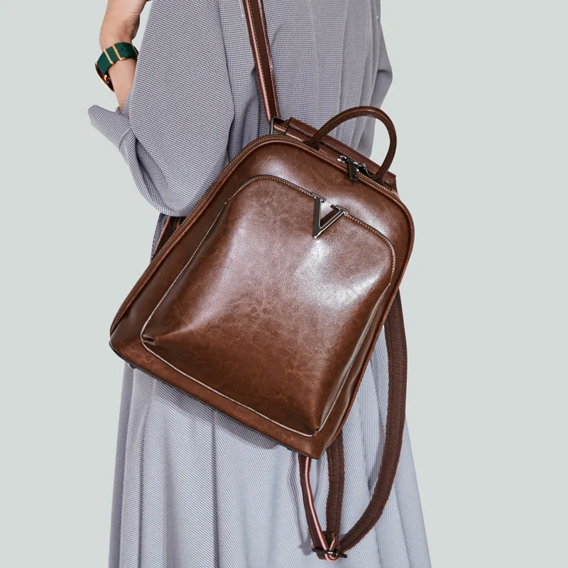 

2025 New Genuine Leather Fashion Oil Wax Cowhide Backpack Women's School Bag