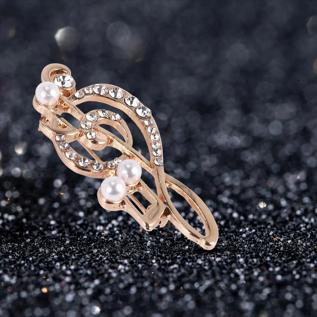 ABQR элегантная брошь с музыкальной нотой для женщин и девочек, аксессуары для платья, брошь с золотыми кристаллами, булавки со стразами 5,6 см x 3 см