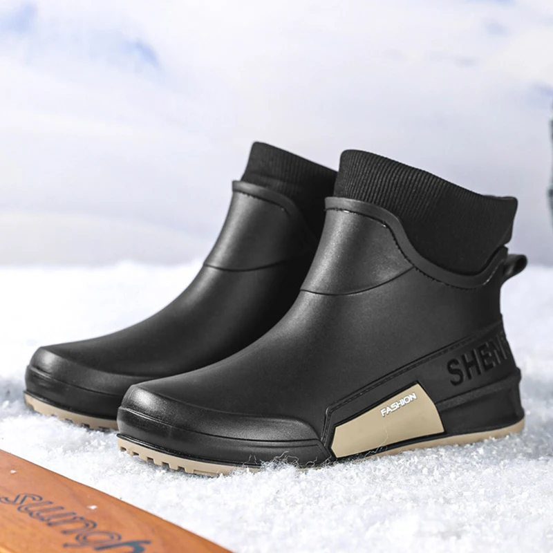 Fashion Rain Shoes Men's Non-slip ，Waterproof Shoes Outdoor Wear-resistant Plastic Shoes Winter Cotton Warm Short Rain Boots Men