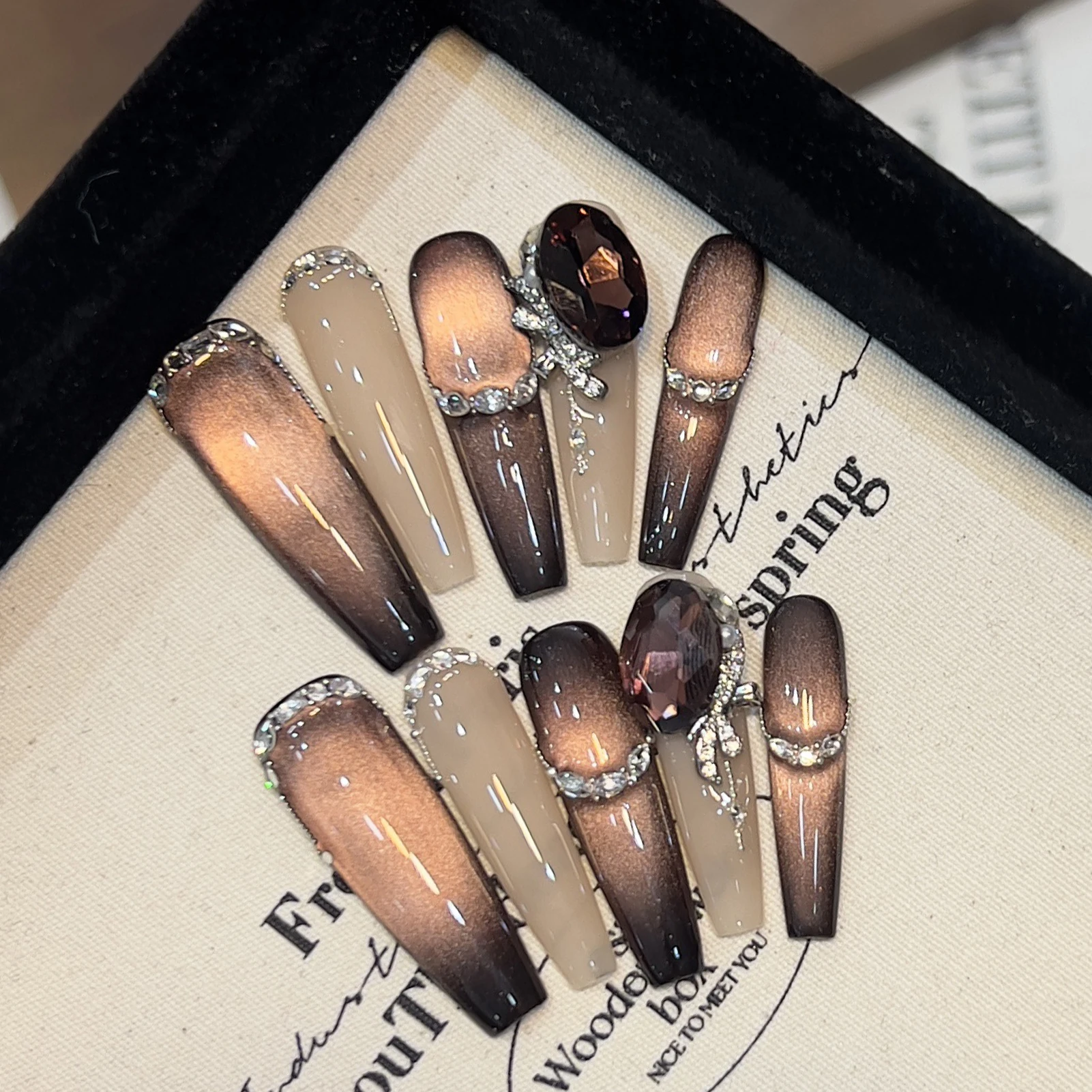 10 Uds. De uñas postizas con ojos de gato, uñas postizas doradas y negras de otoño con diamantes de imitación de mariposa para mujer, fiesta de Acción de Gracias, manicura DIY