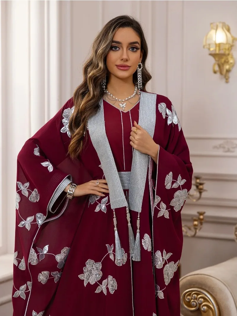 

Абая для женщин Большие размеры Мусульманские женщины с длинным рукавом и v-образным вырезом из полиэстера Длинное платье макси Модная мусульманская Абая с внутренней одеждой