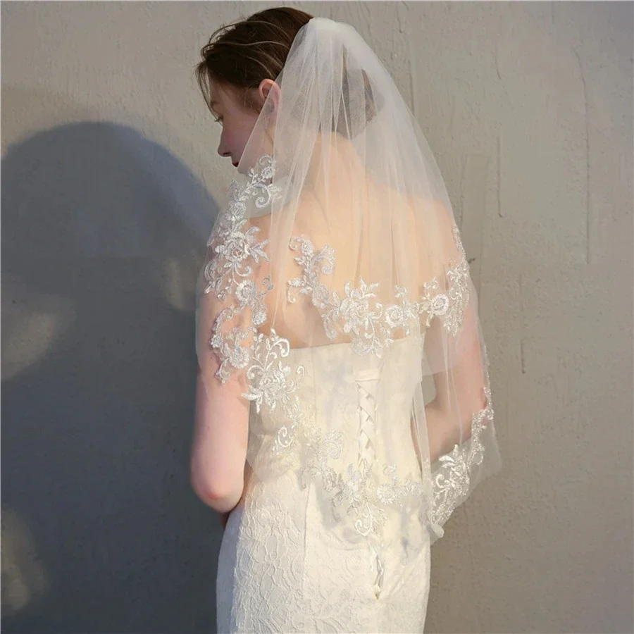 Flower Bride Wedding Veil Short Ivory Lace 2T Two-tier Shoulder Bridal Veils Soft Tulle Hair Accessories