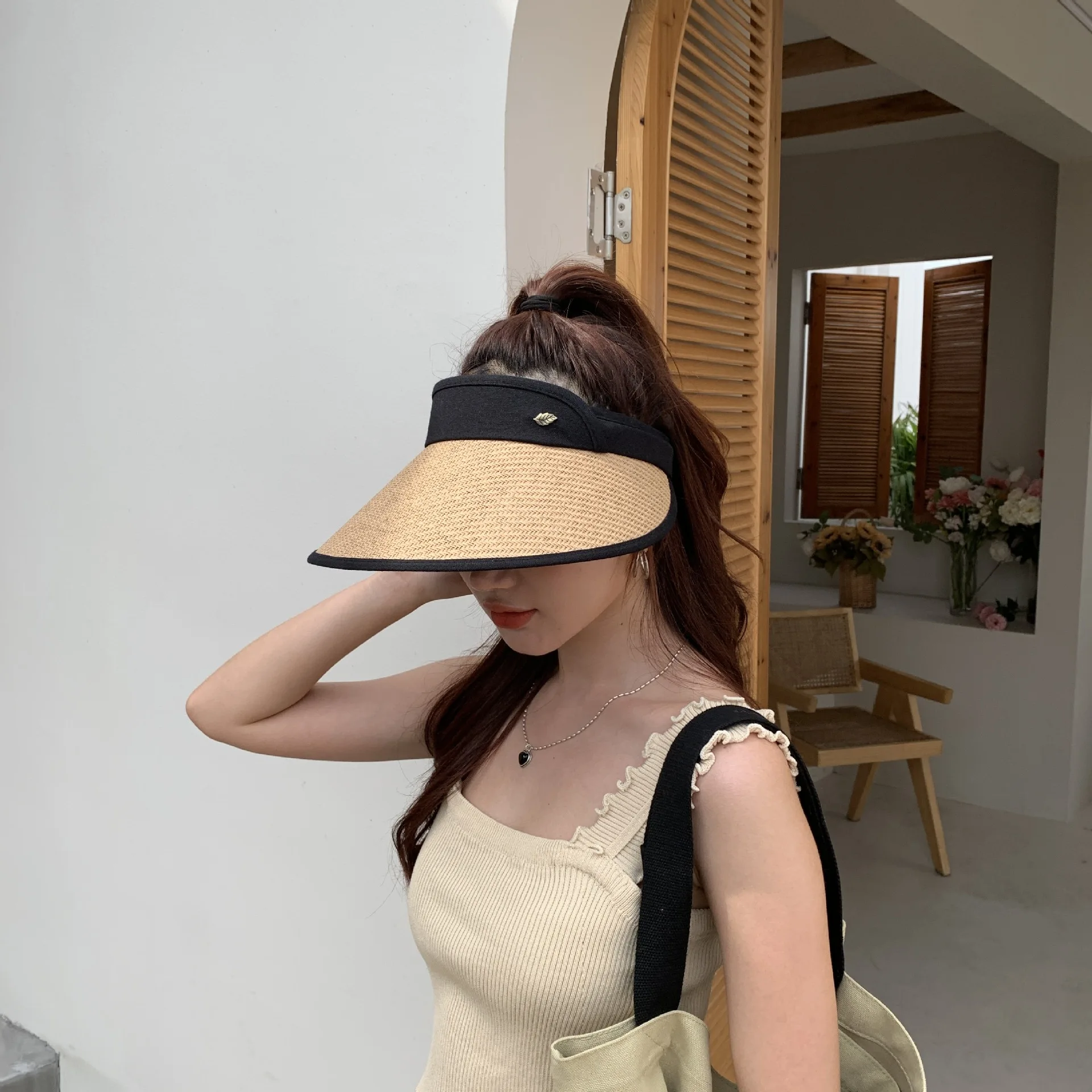 Hats for women Summer hat sun hat empty top Korean version headband black glue straw cap beach caps sunscreen panama  UTHAI S87