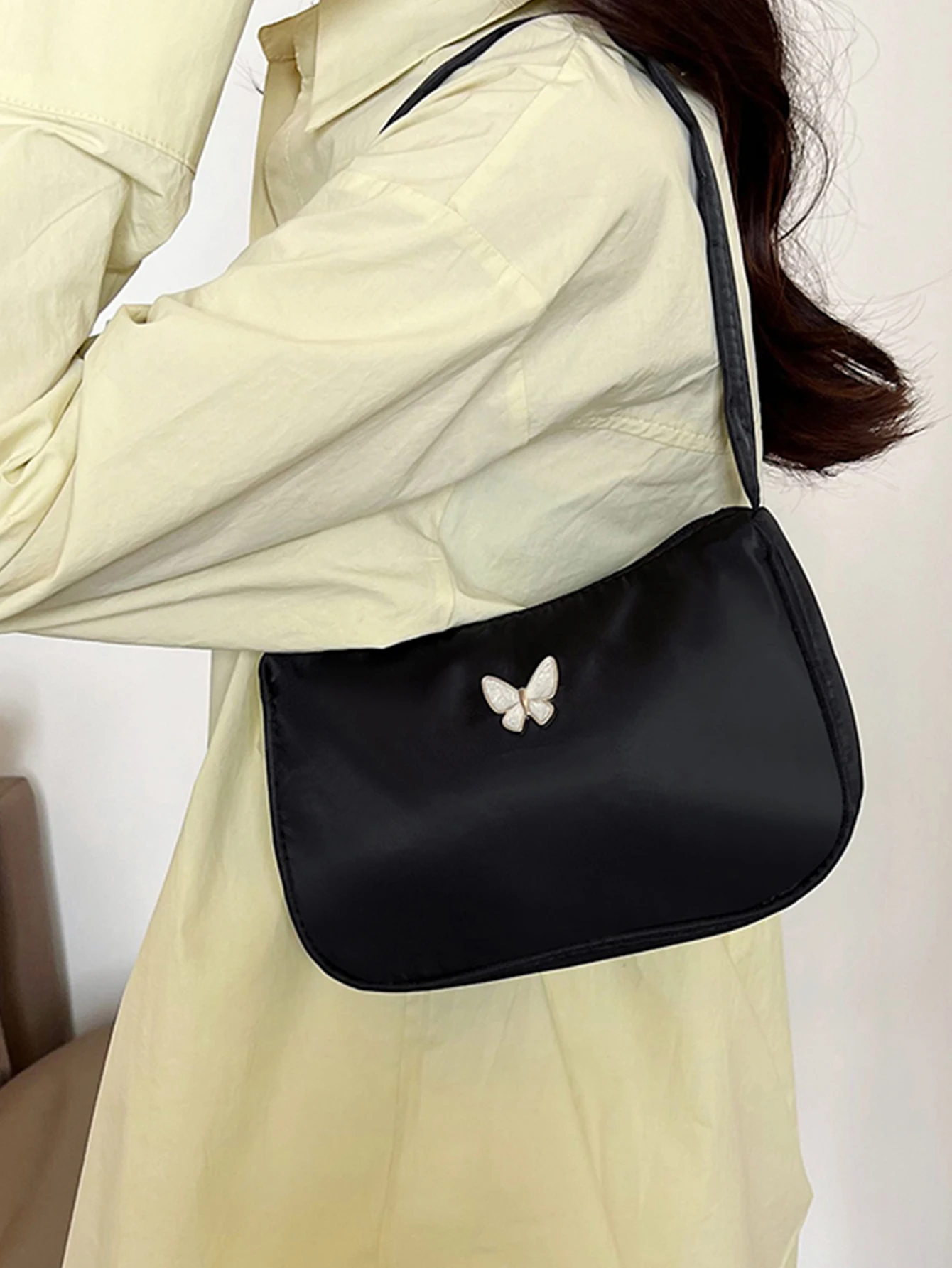 

Women's Shoulder Bag with Unique Butterfly Design, Comfortable Commuter Handbag for Daily Use, Perfect Choice for Everyday Wear