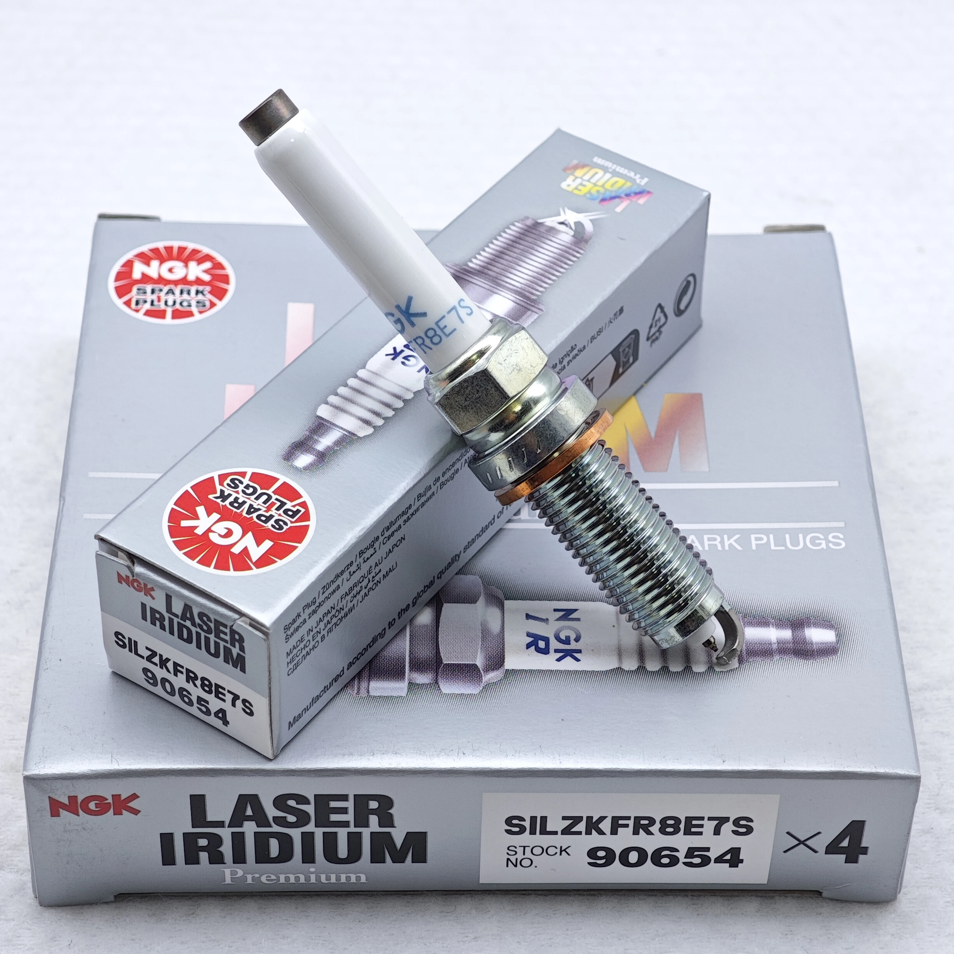 

4 шт., Свеча зажигания для Benz A B C E GL S 90654 T 2,0 T M270 M274 M276 OEM A0041597903