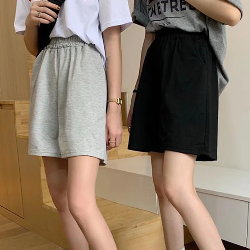

Korean Pure Polyester Black Women Shorts Fashion Casual Regular Loose Big Size Straight Solid Elasticity Jogger Female Shorts