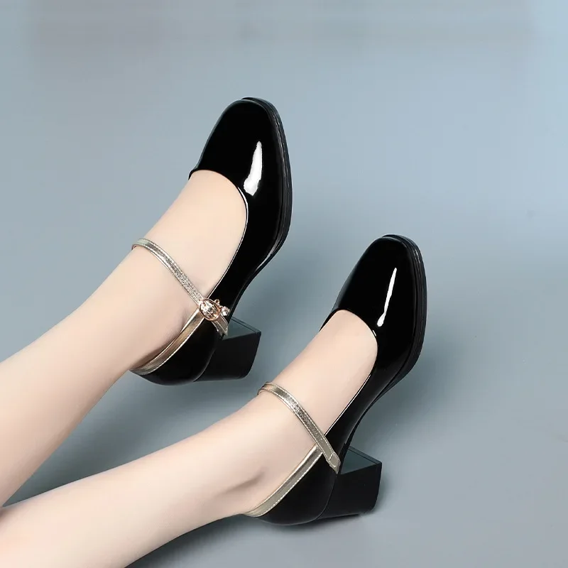 5.5cm Vintage Shallow Bright Leather Mary Janes Women 2024 Spring Med Block Heels Shoes Black Beige for Office Dance Mom