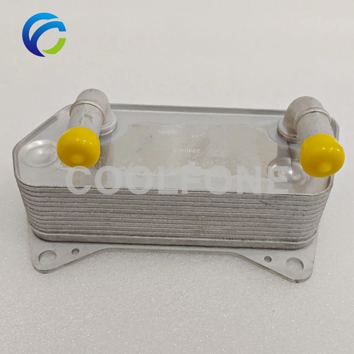 Engine Oil Cooler for AUDI A3 TT Q3 SEAT ALTEA TOLEDO LEON ALHAMBRA SKODA OCTAVIA SUPERB YETI 02E409061B 02E409061D 02E409061E