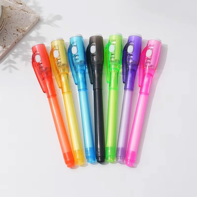 7 قطعة ضوء مضيئة غير مرئية قلم حبر ماجيك الأشعة فوق البنفسجية ضوء القلم قلم تحديد رسم سري التعلم القلم للأطفال رسم علامات