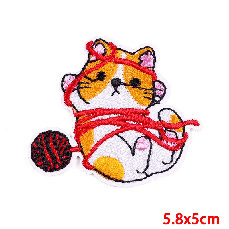 Cat Embroidered Patches for Clothing Cartoon Fabric Patch Sticker Iron On Clothes Pocket Decoration Sewing On Applique For Jeans