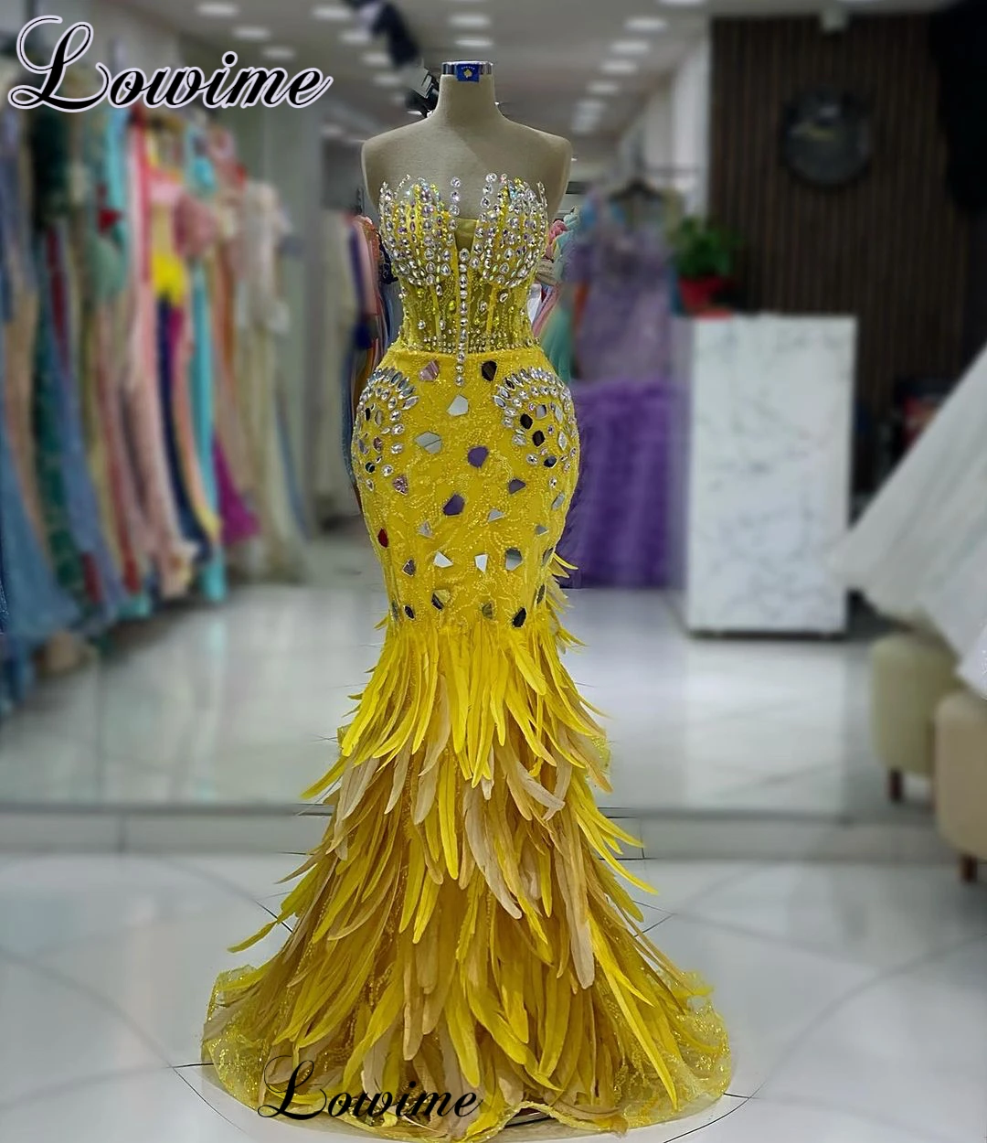 Modest Yellow Crystals Evening Dresses With Feathers Sleeveless Elegant Special Occasion Dresses For Women Celebrity Dresses