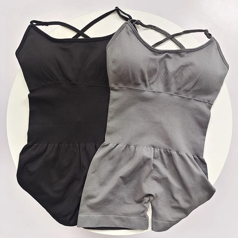 Sexy Nahtloser Pfirsich-Hüft-Yoga-Jumpsuit - Schnelltrocknend, Dehnbares Strickmaterial, Herausnehmbare Polster, Gestreiftes Design, Schlanke Passform für Frauen – Detail 3
