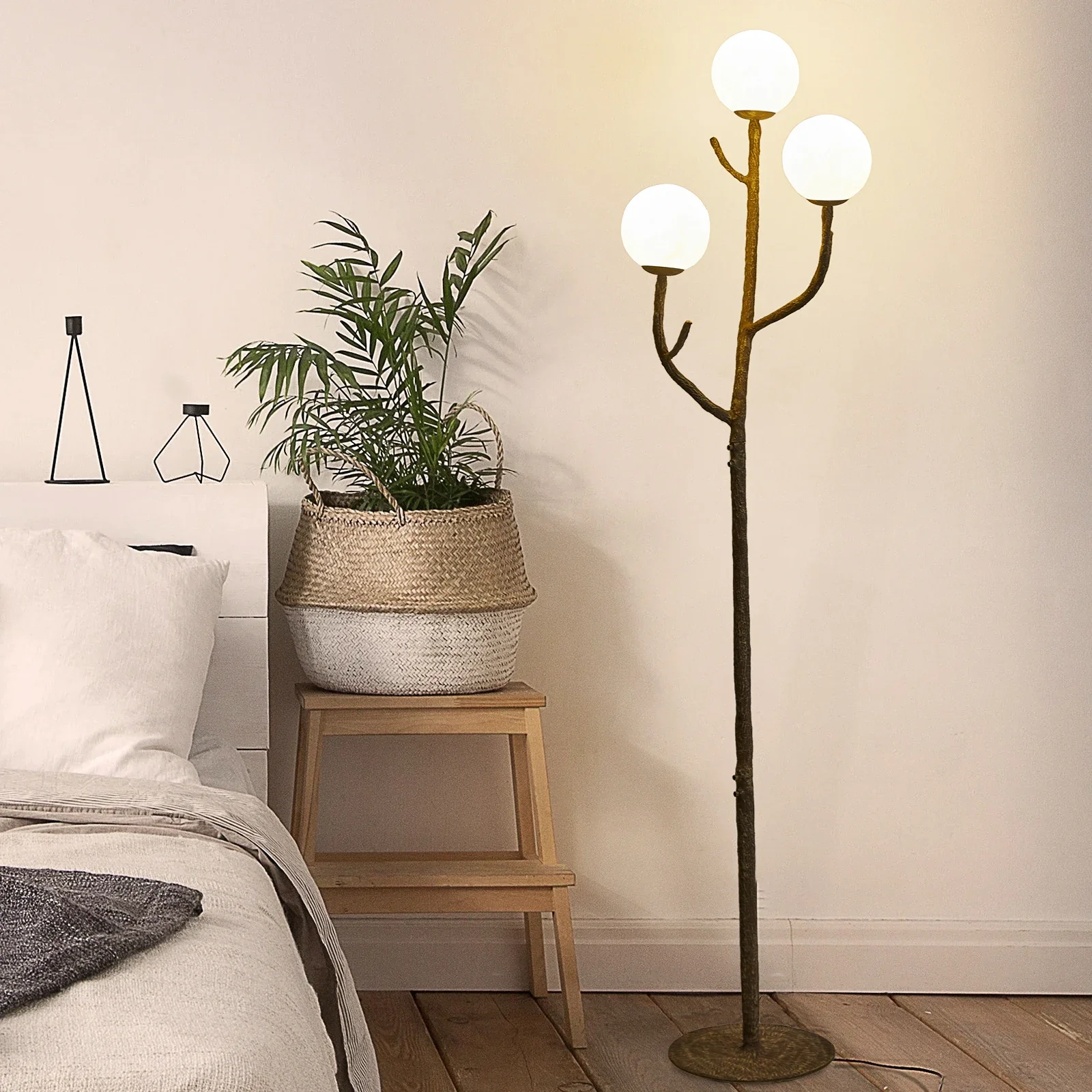 E12 Branch Floor Lamp Handcrafted Metal Nature Inspired Branch White Moon Light Nordic Style Tree Branch Floor Standing Light