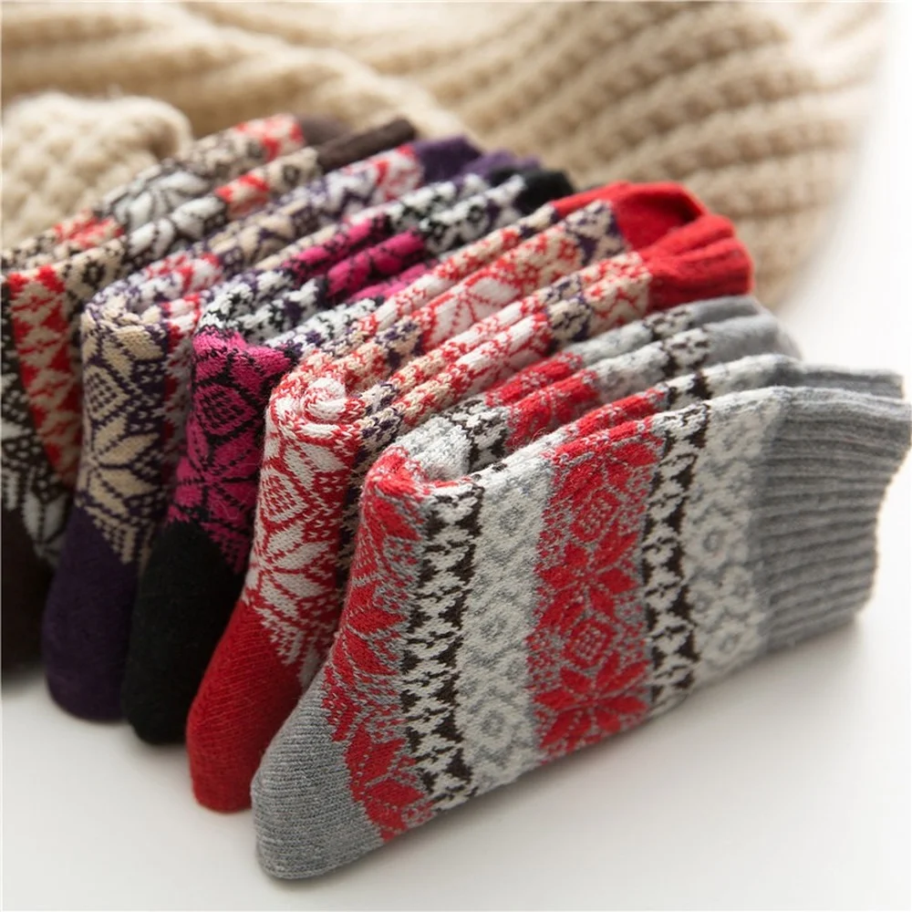 5 Pairs Hot Selling Winter Women Rabbit Wool Socks Super Thick Warm Cashmere Snowflake Octagon Flower Women Socks