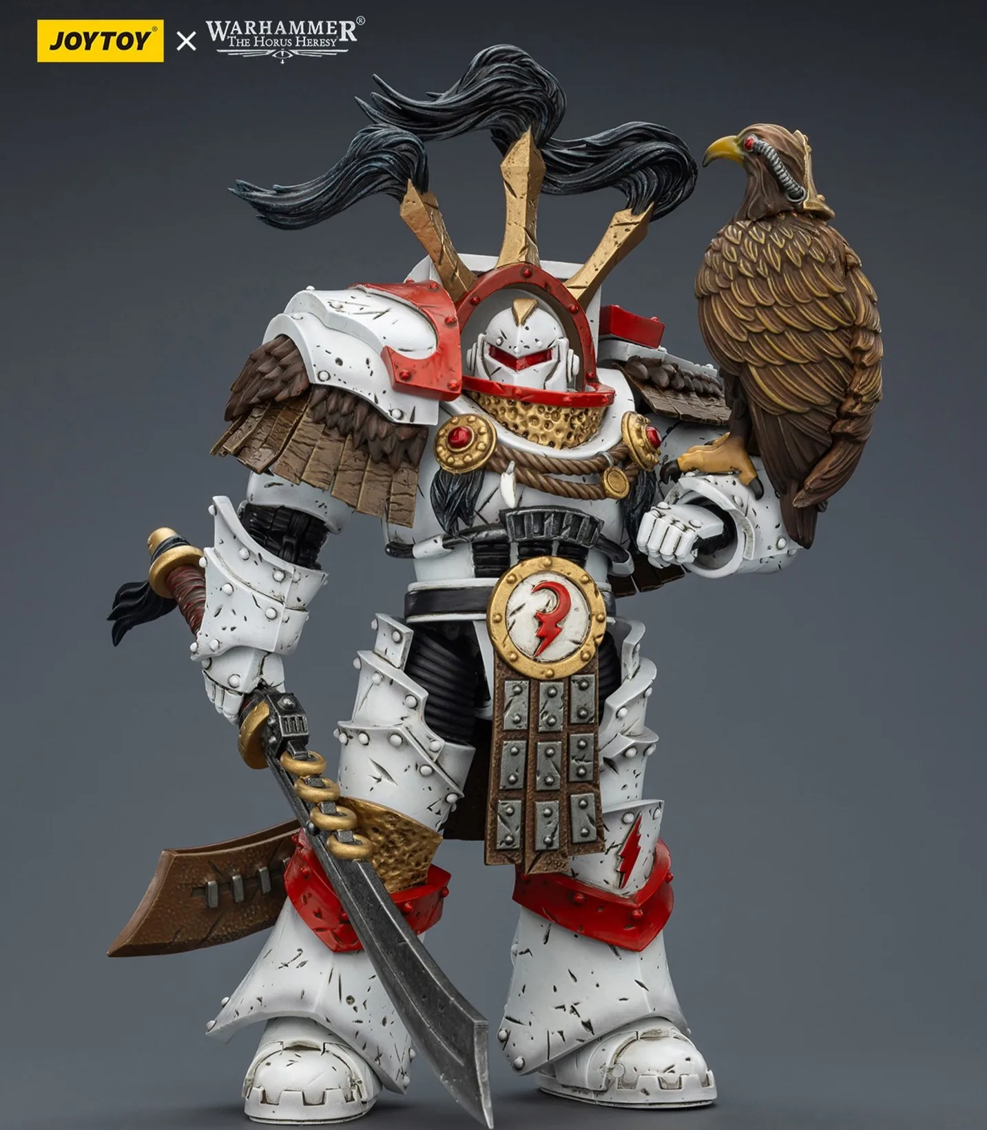 【Accesorios】Figuras de acción JOYTOY Warhammer 1/18, Praetor de la Legión White Scars en armadura de terminador Cataphractii con Cyber Hawk
