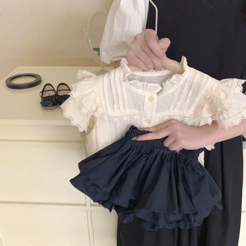 

2024 Elegant Fashion Harajuku Slim Fit Children Clothes Loose Casual All Match Shorts Solid Lace Sleeveless Blusa Two Piece Set