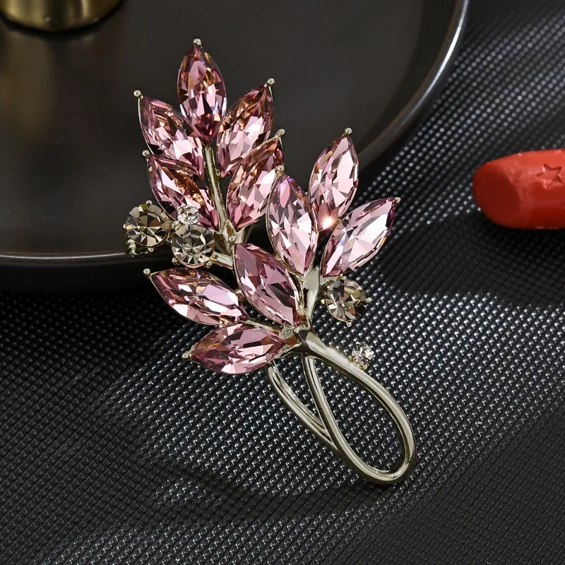 

Элегантная брошь из хрусталя в форме пшеницы со стразами, стильный значок для лацкана, роскошный модный аксессуар для женщин