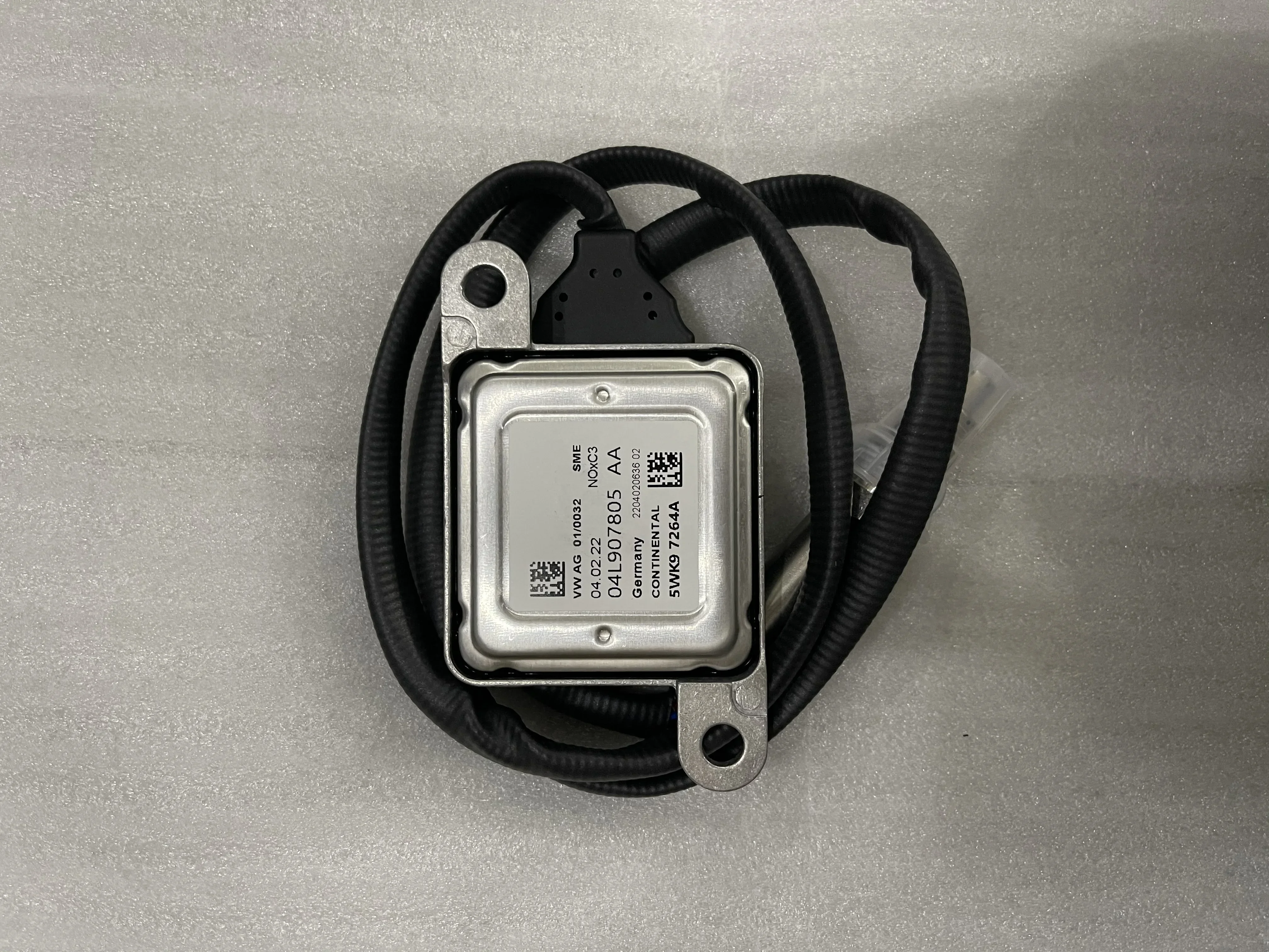 

2025 Hot Sell New Truck SCR Parts Nox Sensor Program 5WK97264A 04L907805 AA