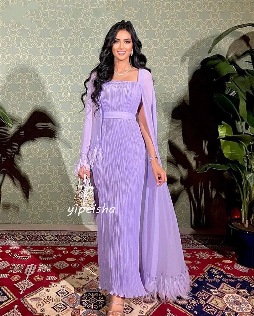 Vestido de noche drapeado de plumas para el Día de San Valentín, traje Midi con cuello cuadrado, a medida, Arabia Saudita