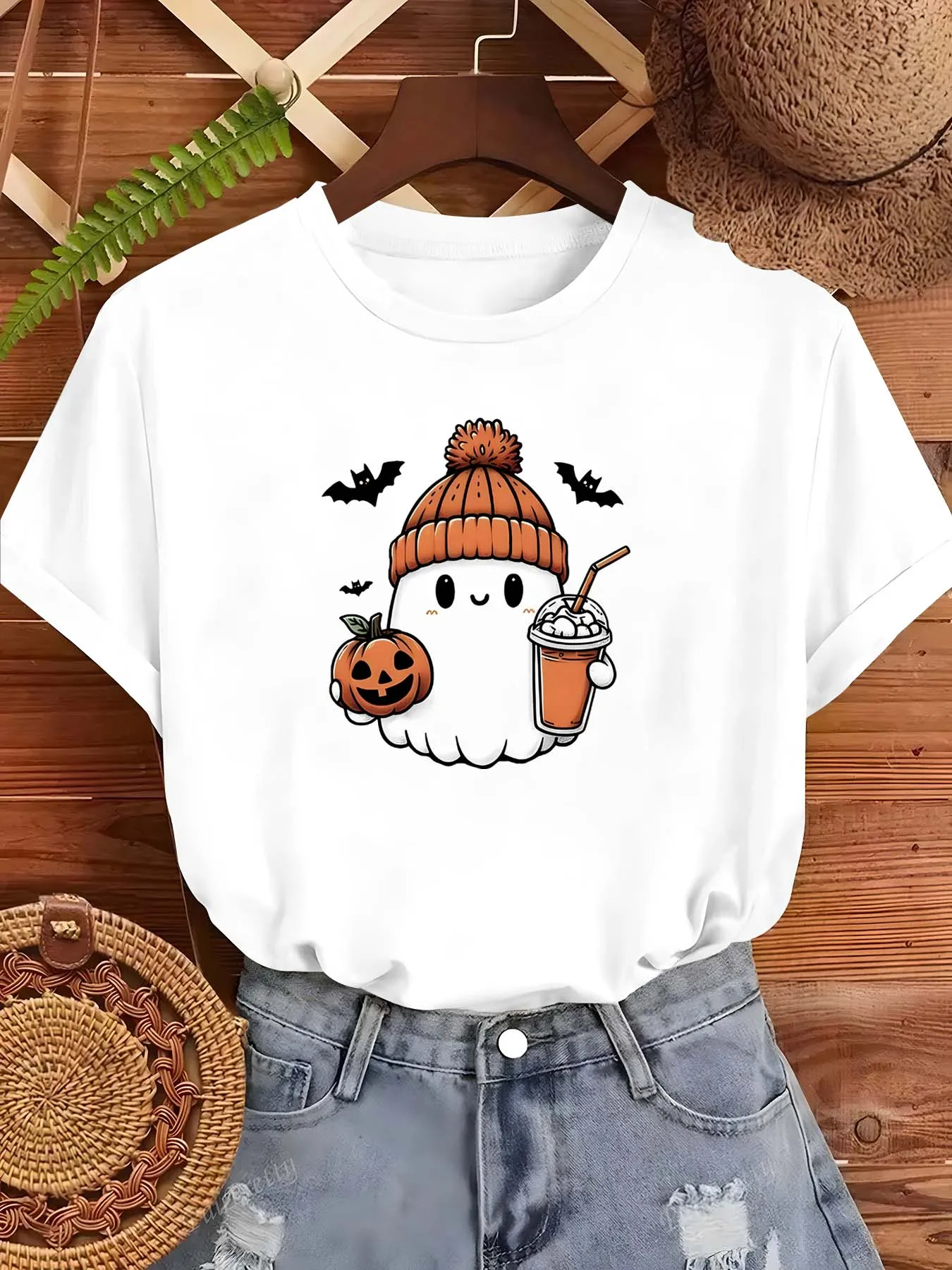 lus Size Halloween Simpatico fantasma Zucca Bevanda a tema per le donne Elegante pezzo di moda con atmosfera festosa e adorabile perfetta