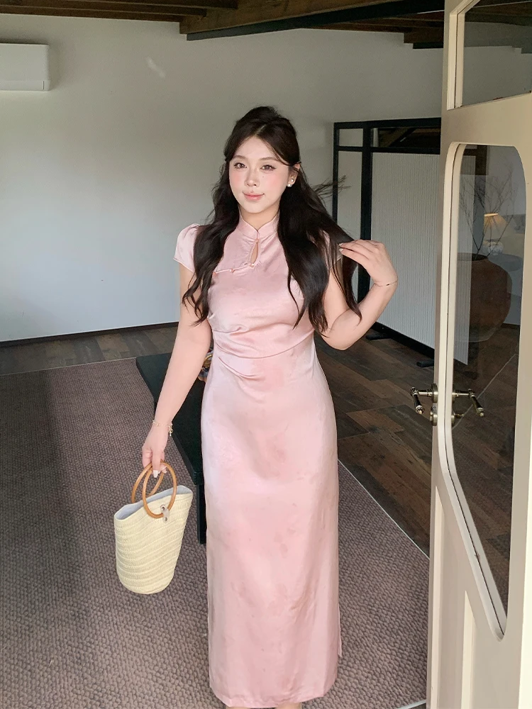 

New Chinese Style Embroidered Satin Dress plus Size Beautifully Modified Traditional Chinese Style Dress