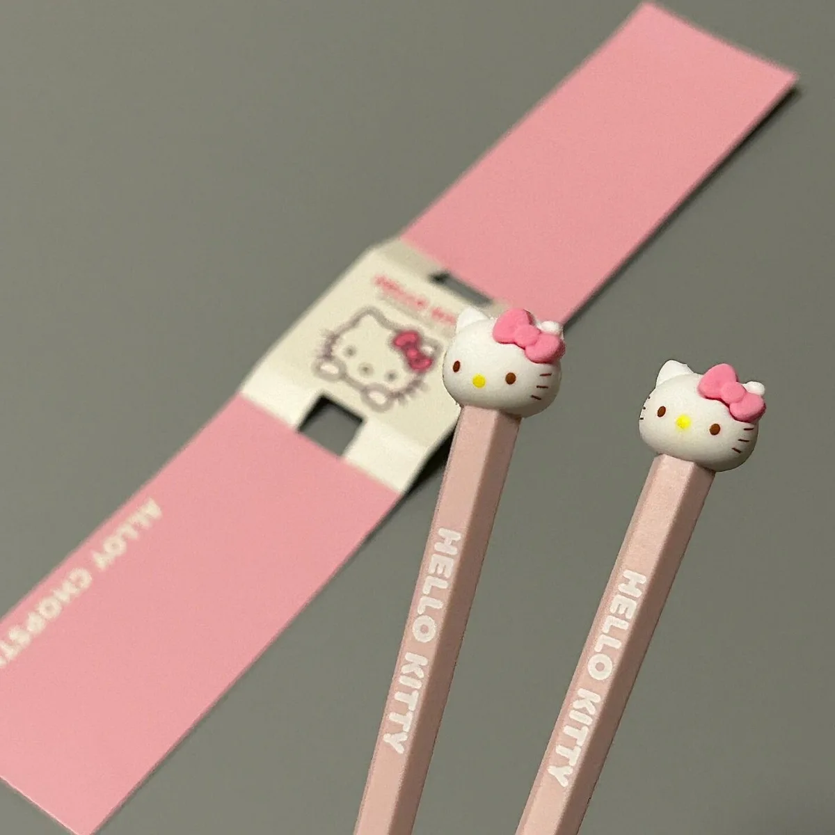 Sanrio Hello Kitty zastawa stołowa pałeczki moja melodia Cinnamoroll Home nowe antypoślizgowe pałeczki z motywem kreskówkowym o wysokiej urodzie