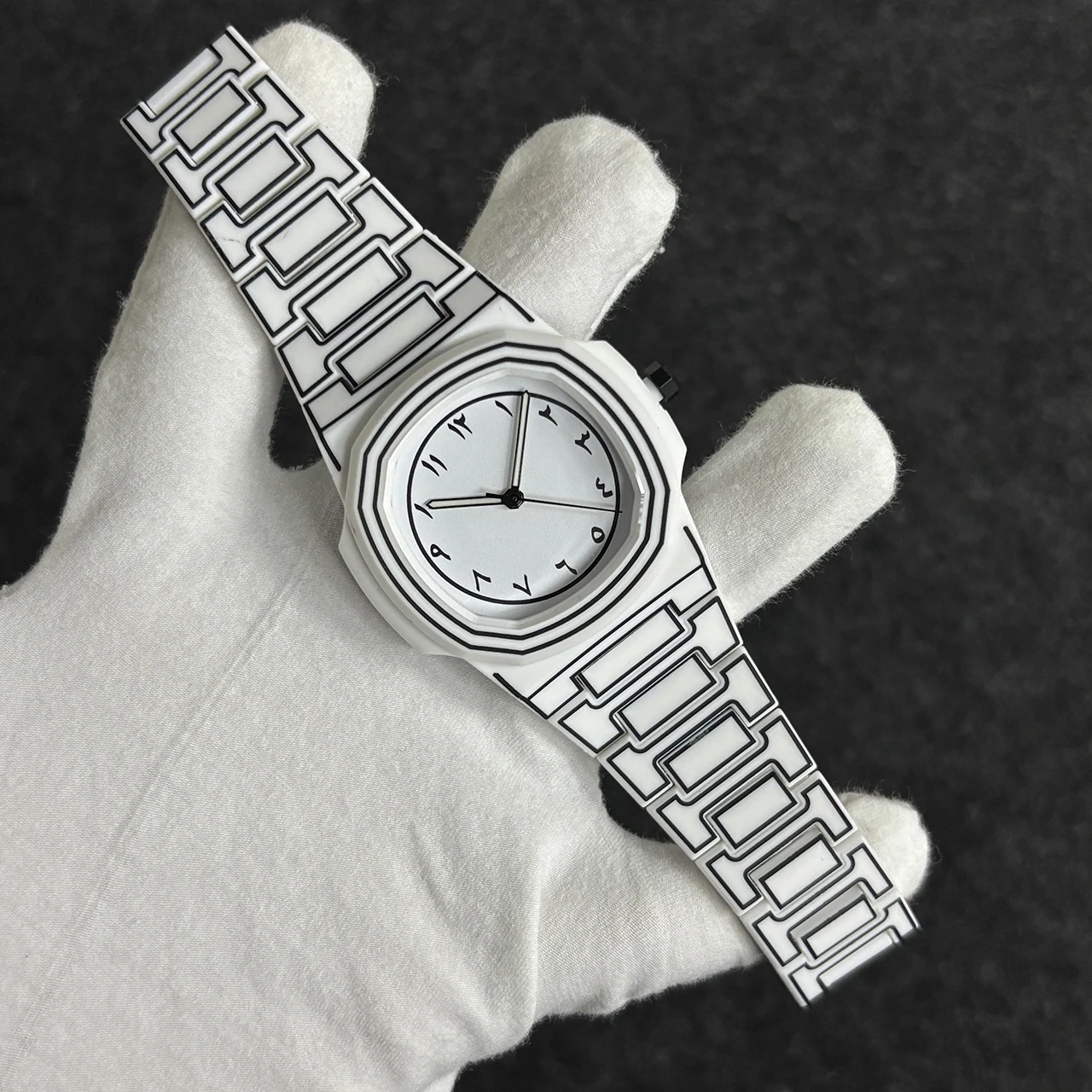 Top-quality Luxurious Men's Sketch Quartz Watch with Arabic Numeral Display in 3D Comic Style
