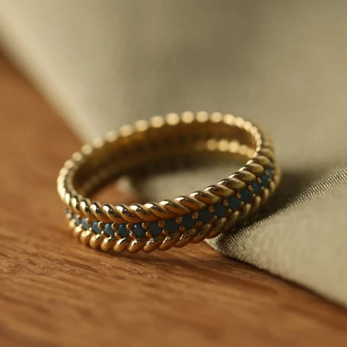 

Vintage Fashion 925 Silver Synthetic Turquoise Beaded Infinity Finger Band For Women Gold Eternity Cocktail Party Rings Jewelry