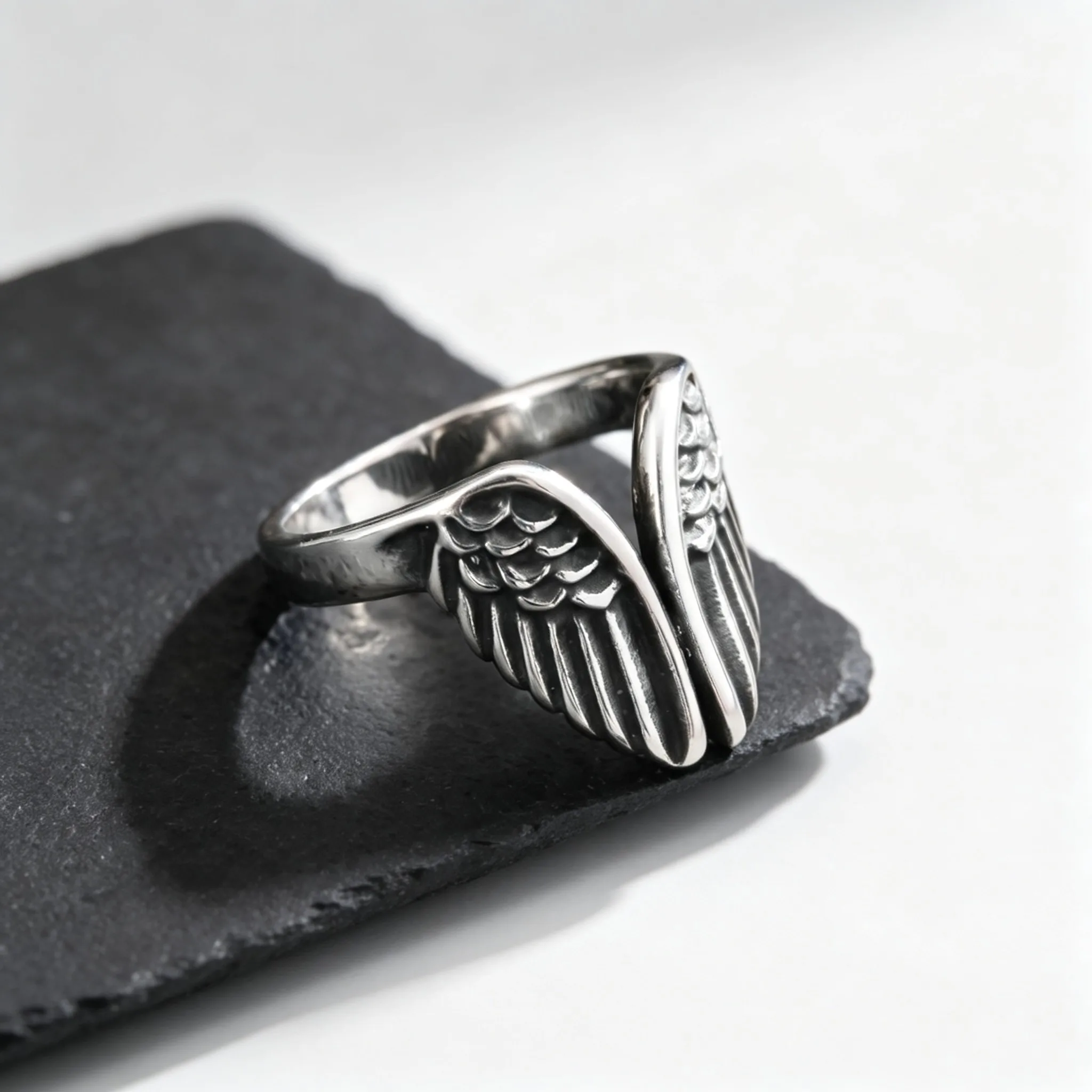 Punk-Engelsflügel-Ring für Männer, Retro-Edelstahl-Herrenring, Gothic-Unisex-Schmuckgeschenk – Detail 5