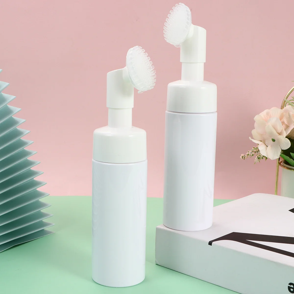 

2Pcs Multi-Purpose Foam Bottles 150ml Portable Lightweight Plastic Brush Head Travel Facial Cleanser Storage