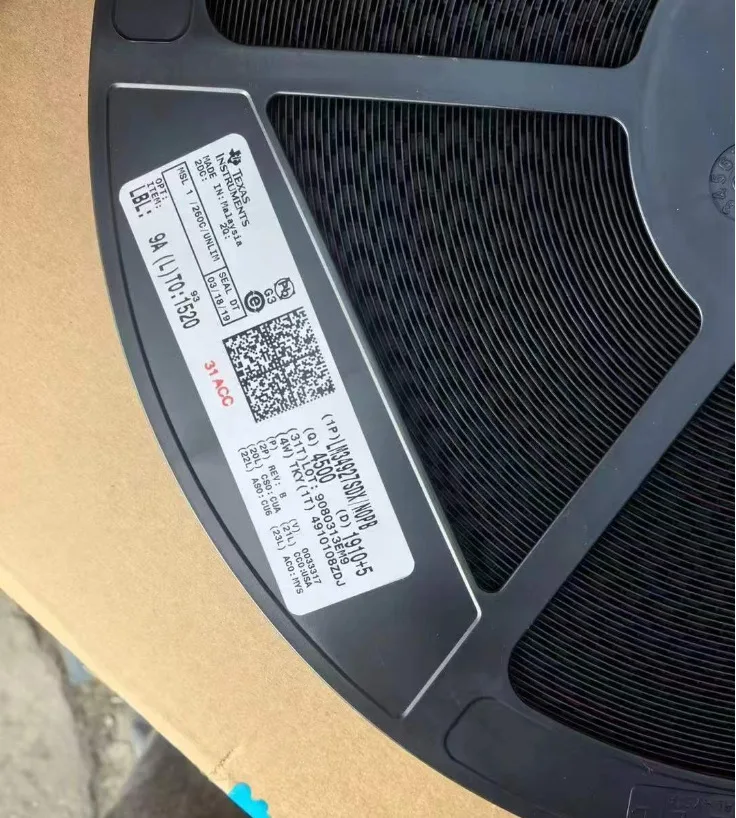 

LM34927SDK/NOPB DC-DC чип питания WSON8 IC чип интегральная схема новый оригинальный