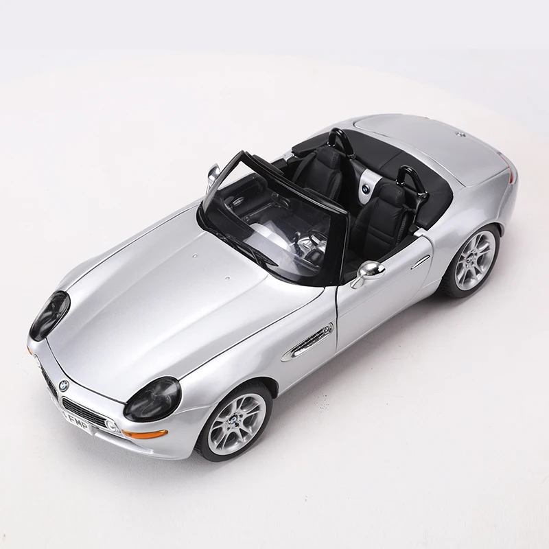 Special Price 1:18 Z8 Convertible Car Can Open The All Doors Simulation Alloy Car Model