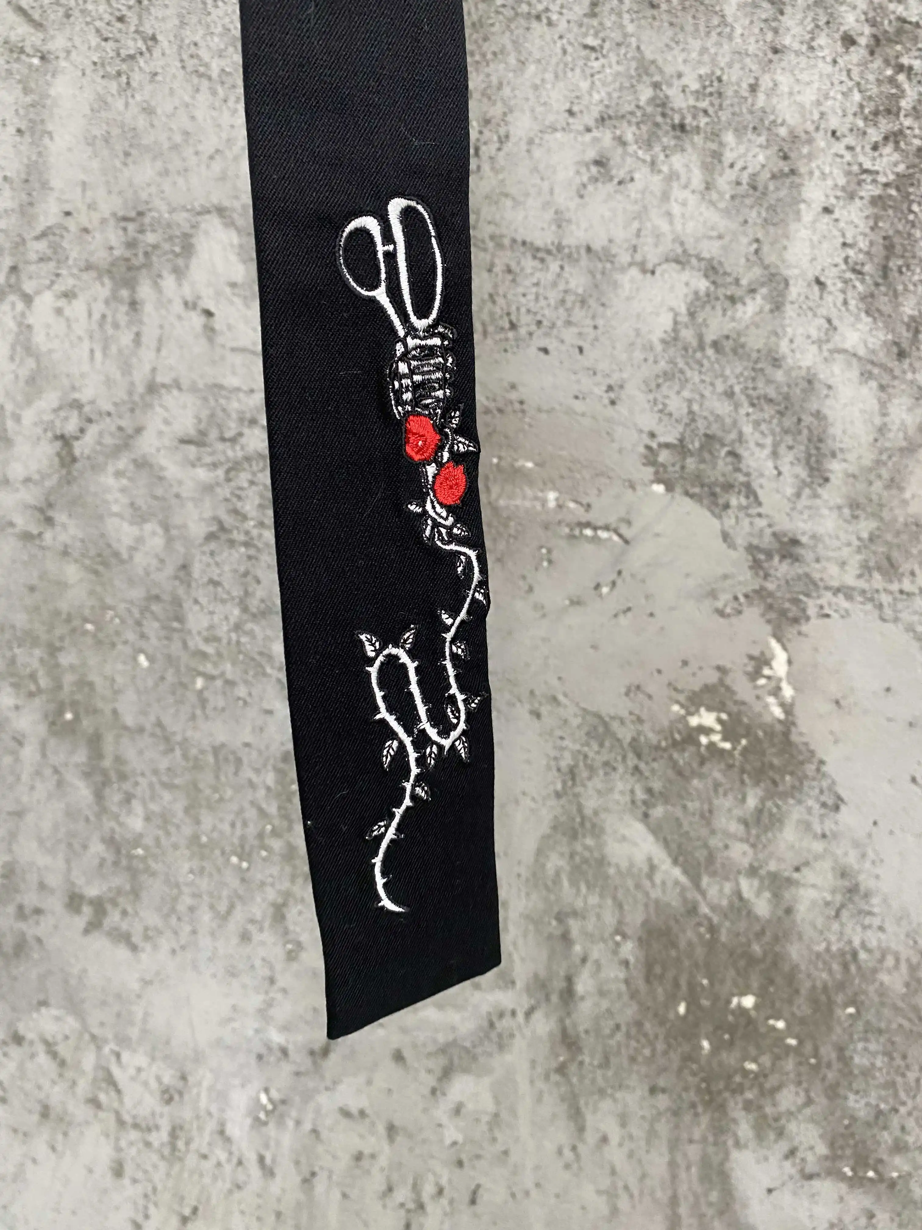 التصميم الأصلي، النمط الياباني الداكن، مقص الورد الأرجواني، ربطة عنق مطرزة يدويًا، صوف #2