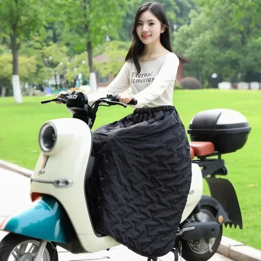 Men Women Motorcycle Warm Cotton Knee Cover Skirt Universal Motorcycle Windshield Winter Warm Knee Protector Windproof Apron