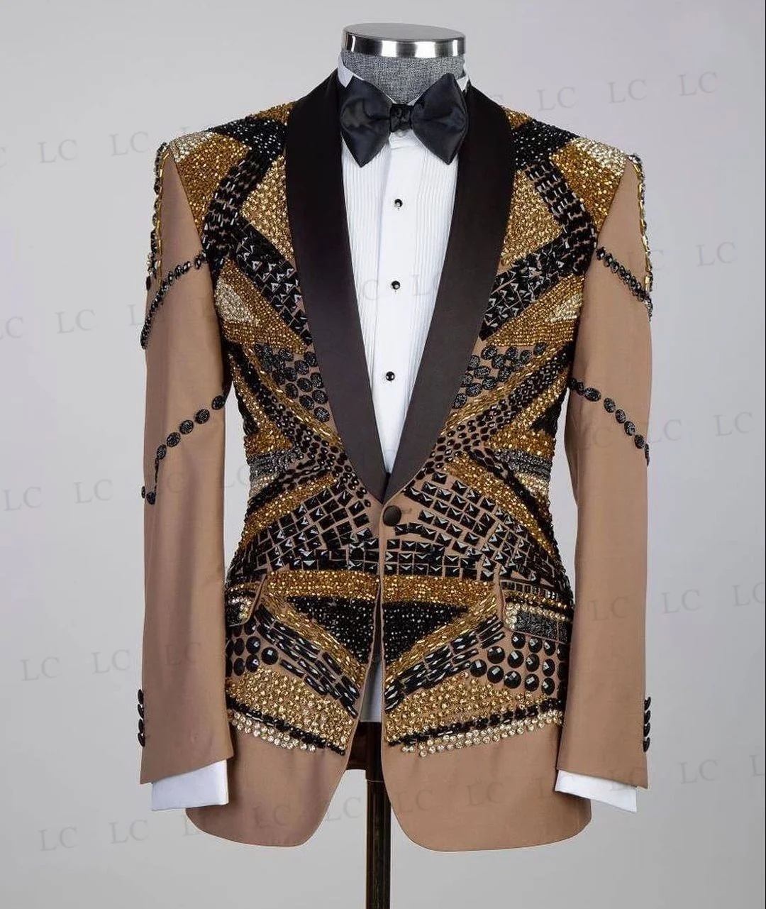 Luxurious  Men Suits One Piece Blazer Beadings Diamonds Crystals Sheer Lapel Party Tuxedo Wedding Groom Plus Size Custom Made