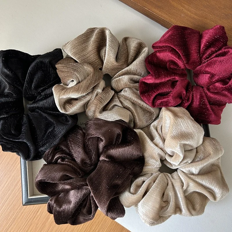 2024 Retro Oversized velvet scrunchies for women big balck hair tie girls elastic red velvet  hair rubber bands large hair rope