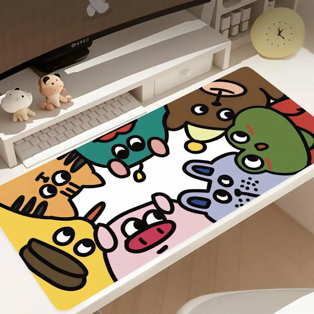 Large mouse pad, office mat, rubber anti-slip mouse pad table mat, PC accessories, desk accessories, universal for all scenarios