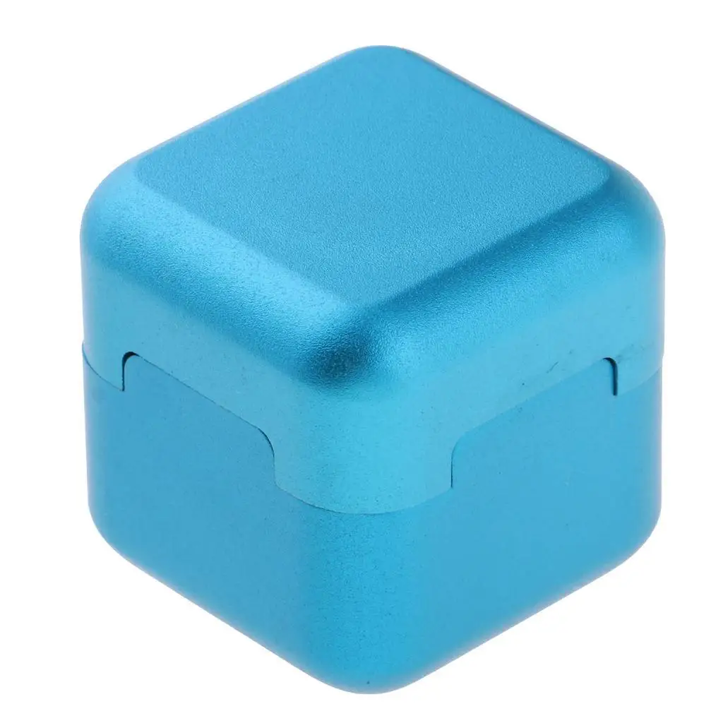 

Алюминиевый бильярдный кий, держатель для мела, наконечник для мела, чехол для мела, синий