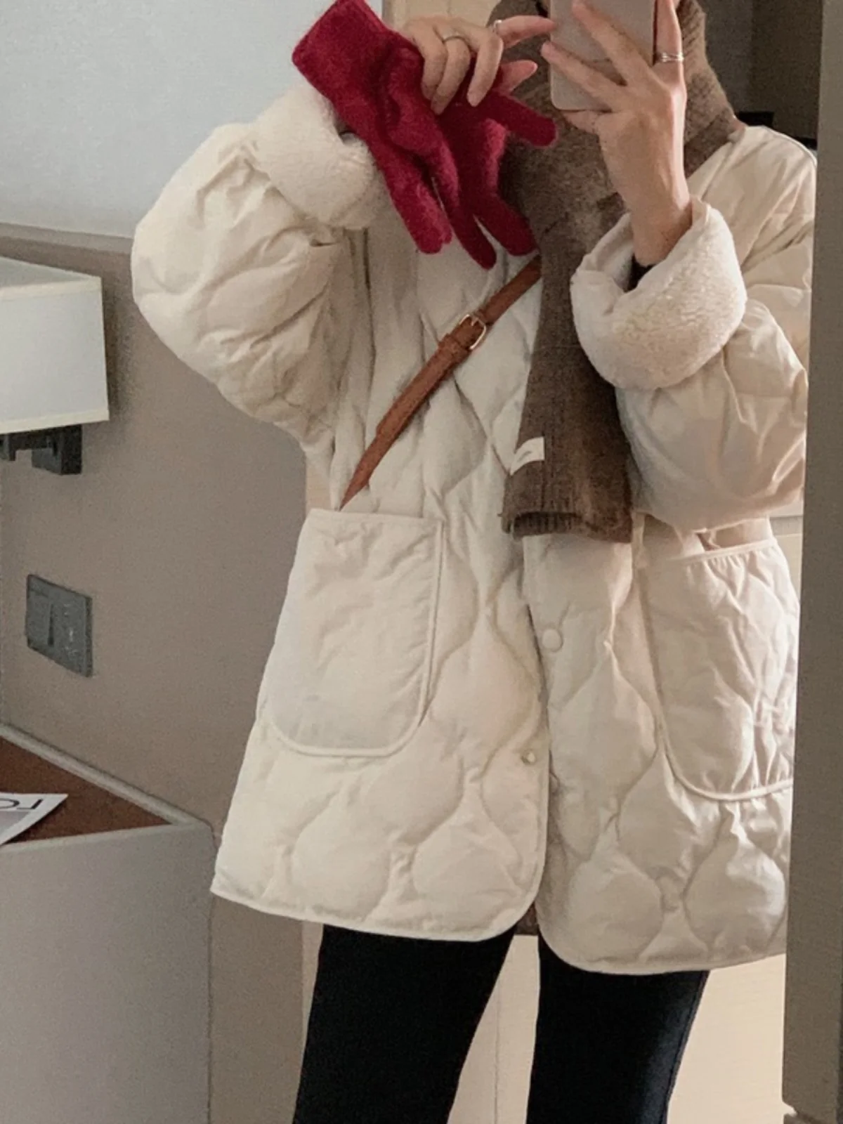 Premium Feel down Cotton Jacket Women's Winter Loose Diamond Patterned Lamb Fur Splicing Cotton Coat Small Cotton Padded Vest
