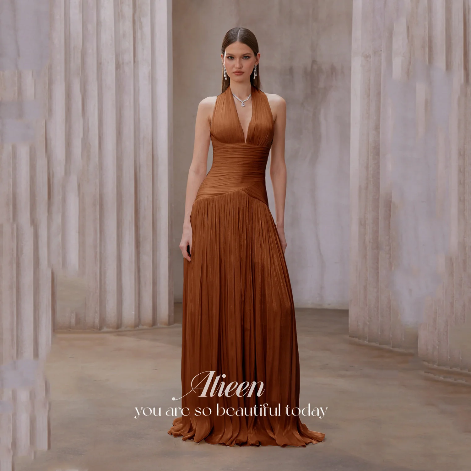 

Aileen Customized Women Evening Dress Luxurious Women's Evening Dresses Brands Vestidos De Festa فساتين سهرة Chiffon V-neckline