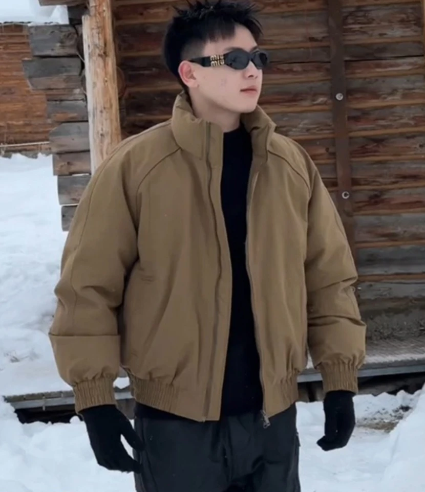 

Men Bomber Jacket Winter Thicken Warm Windproof Long Sleeve Male Cargo Coat Vintage Stand Collar Zipper Loose Man Outerwear