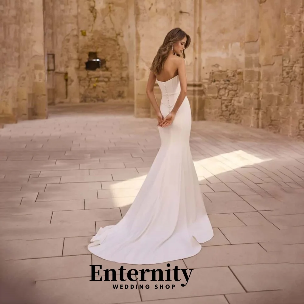 Customized Charming Sleeveless Button Wedding Dress Exquisite Satin Bridal Gown Sweetheart Wedding Gown Vestidos De Novia