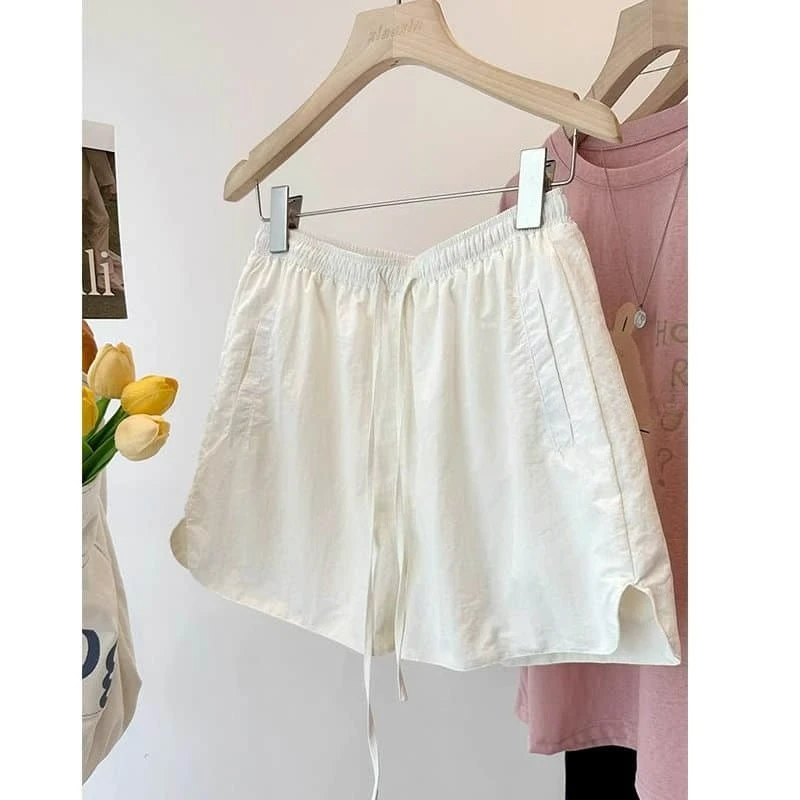 Quick Drying Shorts Casual Loose Parachute A-line Wide Leg Shorts Safari Style Elastic Waist Hot Pants Streetwear Women Clothing