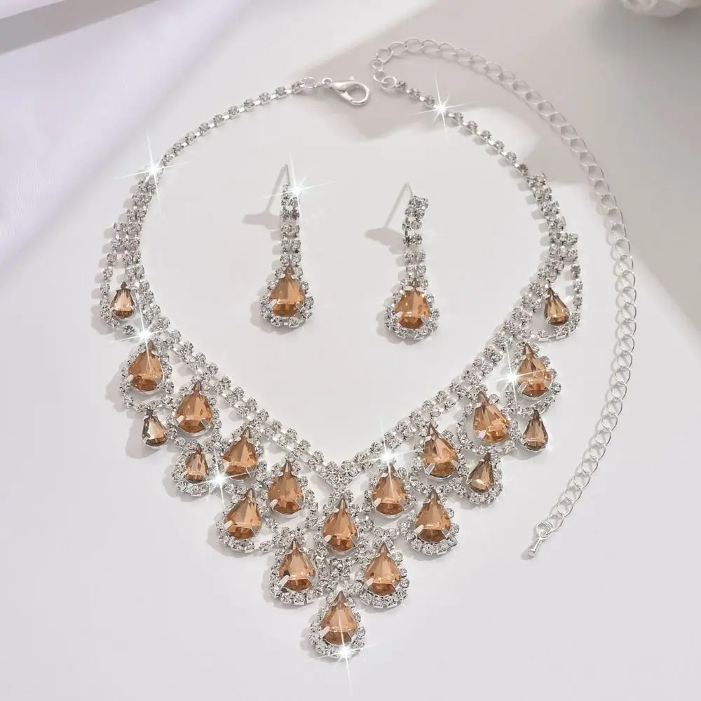 

Water Drop Pendant Inlay Rhinestone Jewelry Set Shining Exquisite Necklace Earrings Set Clavicle Chain Light Luxury