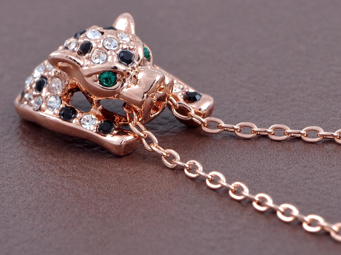 Crystal Rose Gold Emerald Green Eyed Cheetah Pendant Necklace, Earring, Ring Set