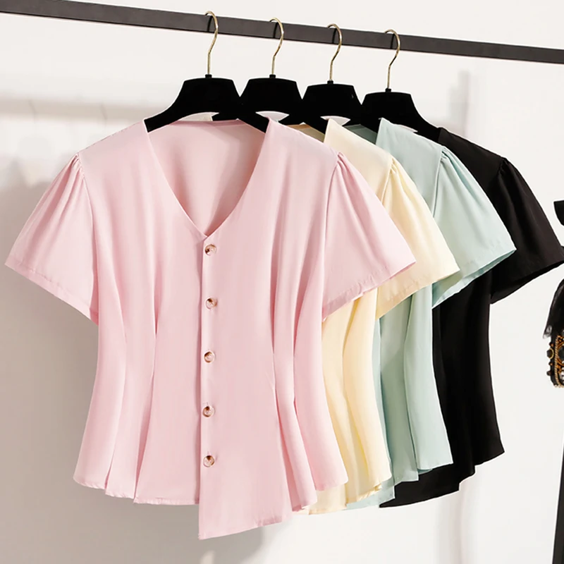 

Блузки больших размеров для женщин, лето 2025, Новое поступление, корейский стиль, одна пуговица, с коротким рукавом, нерегулярная шифоновая блузка, рубашка
