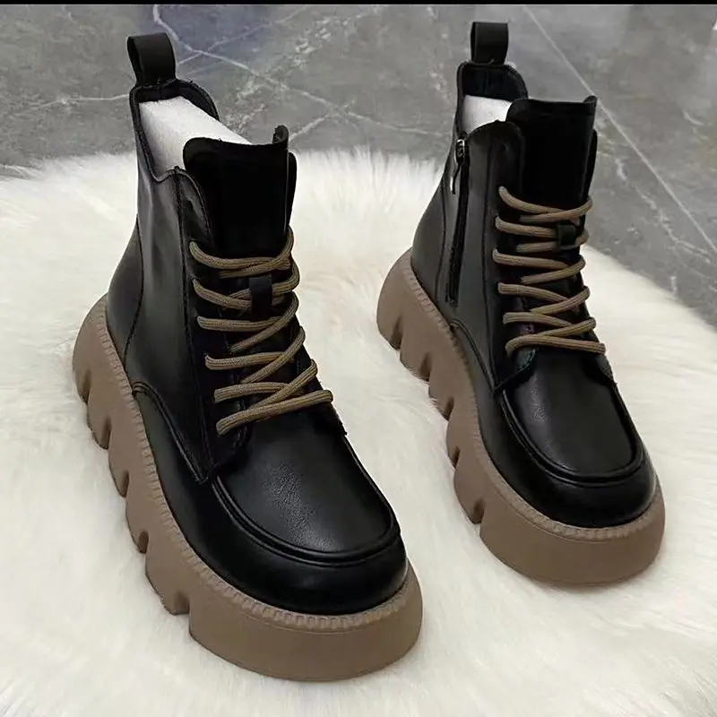 

Chunky Platform New In Women's Boots Autumn Shoes Woman Winter 2023 Black Booties Ankle Genuine Leather and Fur Hot Leather Flat